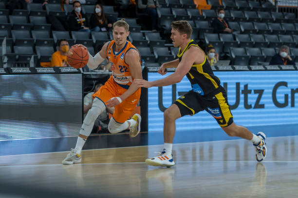 牌俱乐部都 牌俱乐部都