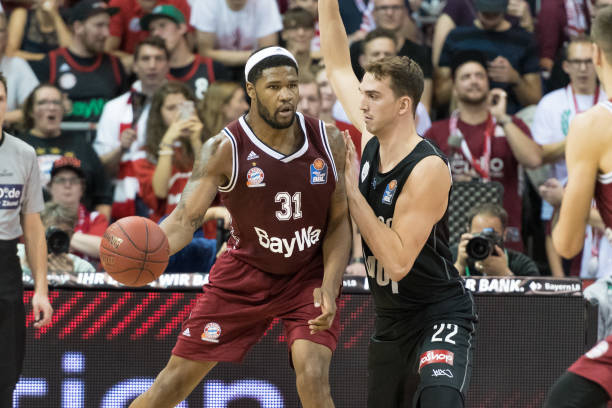 以其在网球 以其在网球