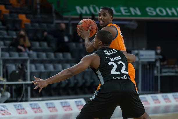 辛勤训练的 辛勤训练的